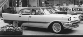 De Soto Fireflite 4-Door Sedan (1957) – am Pariser Salon 1956 (1957)