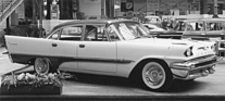 De Soto Fireflite 4-Door Sedan (1957) – am Pariser Salon 1956