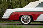 De Soto Fireflite Convertible (1955) – Zweifarbige Zweiklassengesellschaft: dem billigeren Firedome fehlte die abgesetzte Hüfte