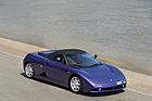 De Tomaso Guará (1998) - die Rundumsicht dürfte mit Kapuze deutlich leiden