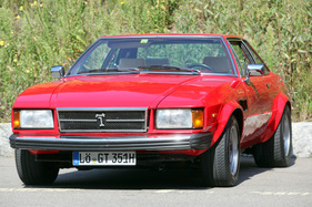 De Tomaso Longchamp (1981) - eleganter 2+2 - V8-/I6-Hybridtreffen in der Motorworld Kemptthal 2021