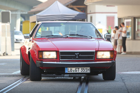 De Tomaso Longchamp (1981) - italienisches Coupé mit amerikanischem V8 - V8-/I6-Hybridtreffen in der Motorworld Kemptthal 2021
