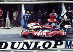 De Tomaso Pantera (1972) mit Startnummer #32 in Le Mans 1972 - Belgisches Team von Claude Dubois mit Fahrern Jean-Marie Jacquemin und Yves Deprez