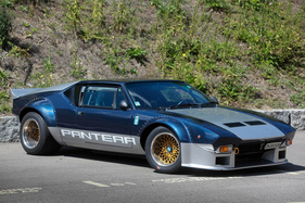 De Tomaso Pantera (1977) - mit angenieteten Kotflügelverbreiterungen - V8- und I6-Hybrid-Treffen Kemptthal 2020