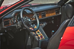 De Tomaso Pantera GT5S (1989) - Holz im Cockpit der Achtzigerjahre, auch für einen De Tomaso ungewöhnlich