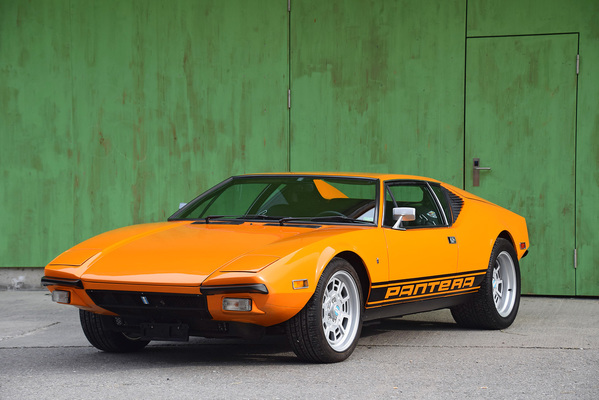 De Tomaso Pantera L (1973) - as lot 135 at the auction of the Oldtimer Gallery in Gstaad on December 29, 2017