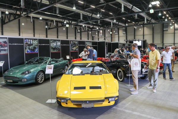 De Tomaso Pantera and Aston Martin DB7 on the Oldierama stand - Swiss Classic World Lucerne 2023
