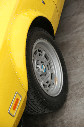 De Tomaso Pantera - vom Werk angebrachte Kotflügelverkleidungen - Dolder Classics September 2015