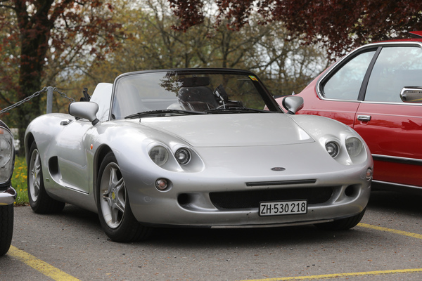 De la Chappelle Roadster (1999) - Kunststoff-Cabriolet mit Mittelmotor, einst eine Salon-Sensation - Albisgütli Classic Cars & Bikes April 2023