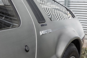 DeLorean DMC-12 (1981) - Schriftzug für den Designer