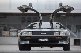 DeLorean DMC-12 (1981) - als Lot 154 angeboten an der Versteigerung Oldtimer Galerie Toffen vom 16. Oktober 2021