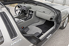 DeLorean DMC-12 (1981) - der Innenraum wirkt durchaus wertig