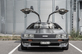 DeLorean DMC-12 (1981) - die Tagfahrlichter kamen natürlich viel später