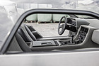DeLorean DMC-12 (1981) - nur ein kleiner Teil der Seitenfenster sind zum Öffnen vorgesehen