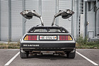 DeLorean DMC-12 (1981) - satte 1,98 Meter breit