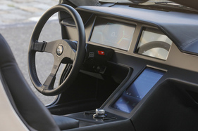 DeLorean DMC-12 "Manufaktur Marton" (1982) - das Lenkrad entspricht nicht der ursprünglichen Ausführung