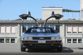DeLorean DMC-12 "Manufaktur Marton" (1982) - der Zustieg zum Innenraum verlangt nicht nach besonderer Gelenkigkeit