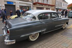 Bild DeSoto Powermaster (1953) – unser Raumschiff nach Lapalisse – Embouteillage de Lapalisse 2024