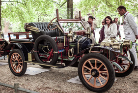 Delage (1910) - auf dem Schloss Dyck bei der Kronprinz Wilhelm Rasanz Fahrt 2013