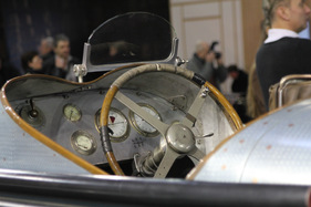Delage 2L CV V12 2-Litre Grand Prix (1924) - Blick ins Cockpit - auf dem Stand von Lukas Hüni (Rétromobile 2012)
