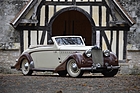 Bild: Delage D6 3L Olympic cabriolet par Dens (1946) - als Lot 015 angeboten an der Artcurial Rétromobile Paris Versteigerung am 3./4. Februar 2023