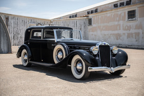 Delage D8-100 Coupé Chauffeur (1937) - als Lot 103 an der RM/Sotheby's Monterey Versteigerung am 18. August 2022
