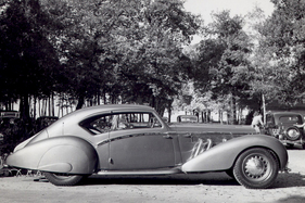 Delage D8-120 Aerosport Coupe (1937) - elegantes Coupé - Teilnehmer am Concours d'Etat Chantilly 2016 Delage D8-120 Aerosport Coupe (1937) - elegantes Coupé - Teilnehmer am Concours d'Etat Chantilly 2016
