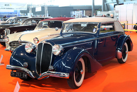 Delahaye 135 (1937) - Luxus-Modell mit Cabriolet-Karosserie von Chapron, 3,5 Liter Hubraum, 120 PS - an der Retro Classics Stuttgart 2013)