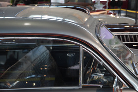 Delahaye 135 (1949) - sportliche Limousine mit Antem-Karosserie - das nachträglich montierte Sonnendach - an der Retro Classics Stuttgart 2013)
