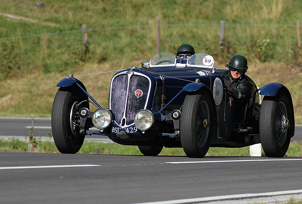 Delahaye 135 CS (1936) am Jochpass Memorial 2011 (Start-Nr. 069)