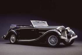 Delahaye 135 Coupe des Alpes Cabriolet Mylord Chapron (1936) - as lot 026 at the Artcurial auction on the occasion of the Rétromobile in Paris 2018