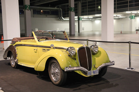 Delahaye 135 Coupe des Alpes Cabriolet Tüscher (1938) - an der Ausstellung 110 Jahre Zürcher Automobilbau Delahaye 135 Coupe des Alpes Cabriolet Tüscher (1938) - an der Ausstellung 110 Jahre Zürcher Automobilbau