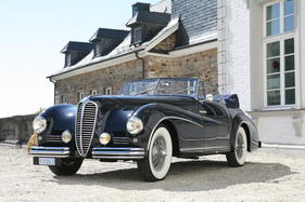 Delahaye 135 M Cabriolet Atlas (1950) - als Lot 040 an der Bonhams Quail Lodge Auction am 14. August 2015