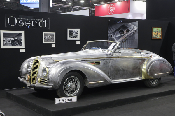 Delahaye 135 MS Cabriolet Chapron (1947) - wird von Osenat für EUR 800'000 bis 1 Million versteigert - Rétromobile Paris 2024