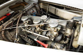 Delahaye 135 MS Cabriolet Köng (1946) – Sechszylinder mit drei Einlass- und sechs Auslasskanälen