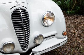 Delahaye 135 MS Cabriolet Köng (1946) – Vorbote der Neuzeit: Stossfänger in Karosseriefarbe
