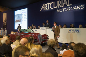 Delahaye 135 MS Cabriolet Saoutchik (1950) - versteigert als Lot 349 an der Artcurial Rétromobile Auktion vom 7. Februar 2014 in Paris