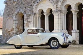 Delahaye 135 MS Coupé 1938 - Seitliche Frontansicht