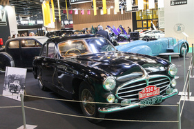 Delahaye 235 Antem Coupé (1952) - nahm 1953 an der Rallye Monte Carlo Teil - auf dem Stand von AVC - Rétromobile Paris 2022