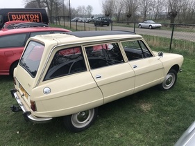 Den Ami 6 und 8 gab es ebenfalls als Kombi, auf Französisch "Break" genannt - A-Markt 2019