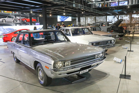 Den Dodge VIP gab es so nur in der Schweiz, Sonderserien waren dank eigener Montage möglich - Sonderausstellung "75 Jahre Automontage Schinznach im Verkehrshaus der Schweiz"