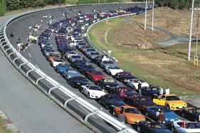 Der 20. Geburtstag des Mazda MX-5 wurde im Jahr 2009 gefeiert (2009)