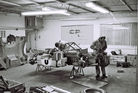 Der #6 Ferrari 312 PB von Tim Schenken und Ronnie Peterson in der Werkstatt