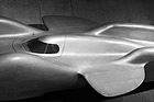Der Aerodynamiker Baron von Fachsenfeld beeinflusste die Karosserie des für Rekordfahrten gebauten Unikums -  Mercedes Benz T 80