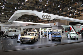 Der Audi-Stand war den "Raumwundern" gewidmet - Techno Classica Essen 2019 Der Audi-Stand war den "Raumwundern" gewidmet - Techno Classica Essen 2019