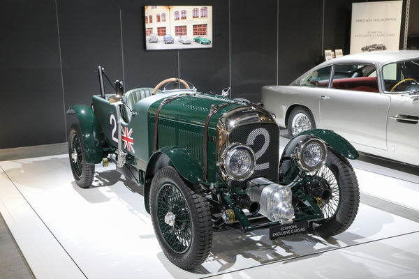 Bild: Der Bentley "Blower JNR" von der Little Car Company - präsentiert von Schmohl an der Auto Zürich 2023
