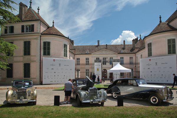 Bild: Der Bentley-Club fuhr auf einen kleinen Besuch ein - 100 Jahre Bentley - Concours d'Elégance Suisse in Coppet 2019