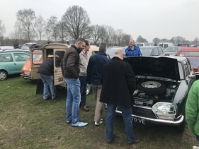 Der Blick unter der Motorhaube darf auch beim GS nicht fehlen - A-Markt 2019