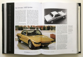 Der De Tomaso 1600 Ghia Spider auf dem Turiner Salon 1971. Die packende Geschichte dieser Kopie des Fiat X1/9 Bertone Spiders im Auftrag des damaligen Ghia-Besitzers Alejandro de Tomaso beschreibt Tom Tjaarda selbst auf acht Seiten. – Buch „Tom Tjaarda – Master of Proportions“