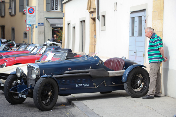 Der "Dixon Special" wird eifrig bewundert - Swiss Classic British Car Meeting Morges 2017